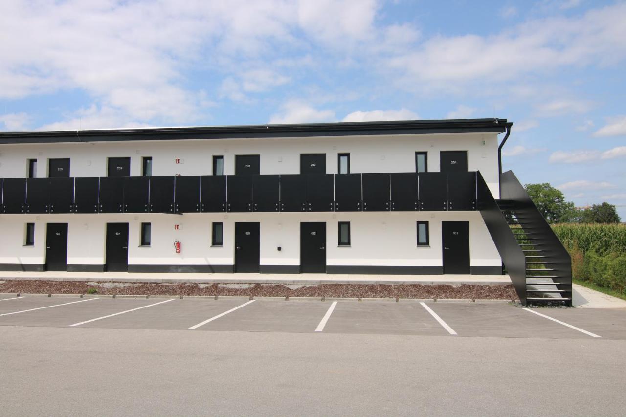 To Hotel By Wmm Hotels Torgau Exterior photo